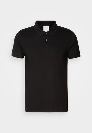 Camisa polo negra hecha de una tela suave con un cuello clásico. Presenta dos botones en el cuello, mangas cortas y un logotipo sutil en el pecho.