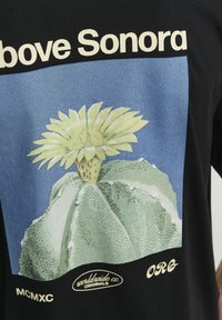 Jack & Jones GEDRUCKT RUNDHALS - T-shirt con stampa - black