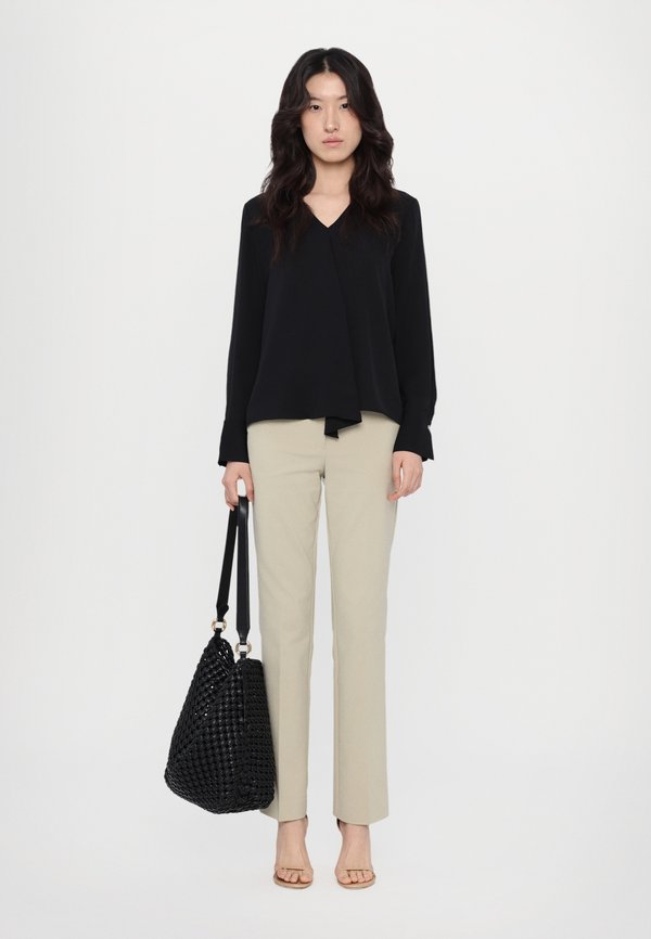 HIDDEN SLIT MODER - Blouse4