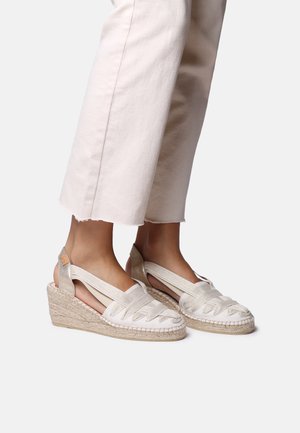 TRACY - Platform heels - cru
