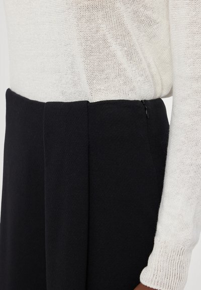WEEKEND MaxMara DEBORAH - Bleistiftrock - nero