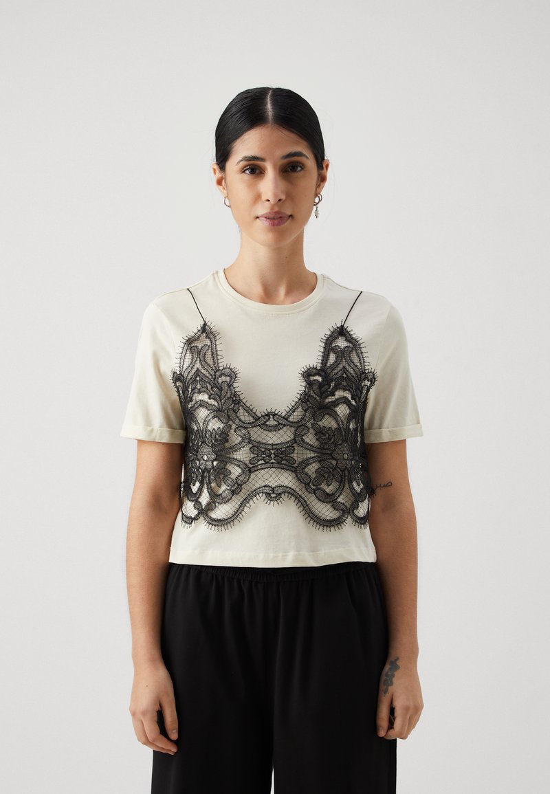 ONLY Petite ONLLUANA TEE - Tricou cu imprimeu - bone white