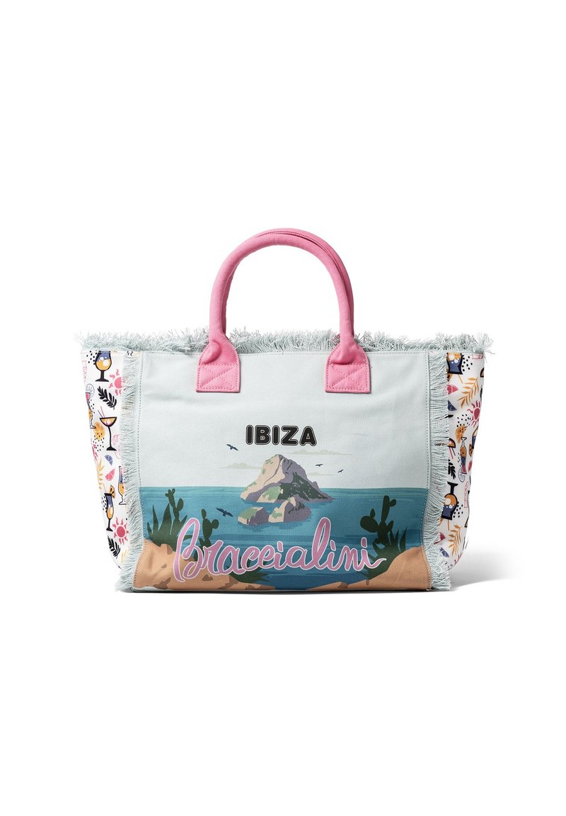 Bolsa de lona con asas rosas, detalles de flecos y un diseño gráfico que presenta "Ibiza" y motivos tropicales sobre un fondo azul claro.