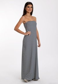 THE-ARE HONOR - Vestido largo - white