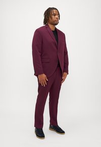 Jack & Jones JPRFRANCO - Oblek - vineyard wine