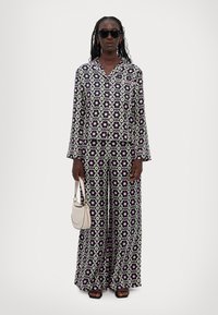 MAX&Co. RICHARD QUINN MAGGIE - Trousers - rosa geom/flower print