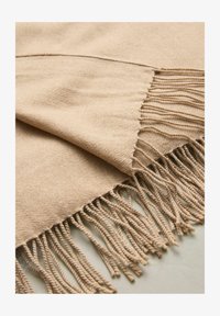 Selected, camel