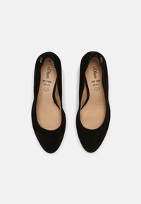 s.Oliver Decolleté - black
