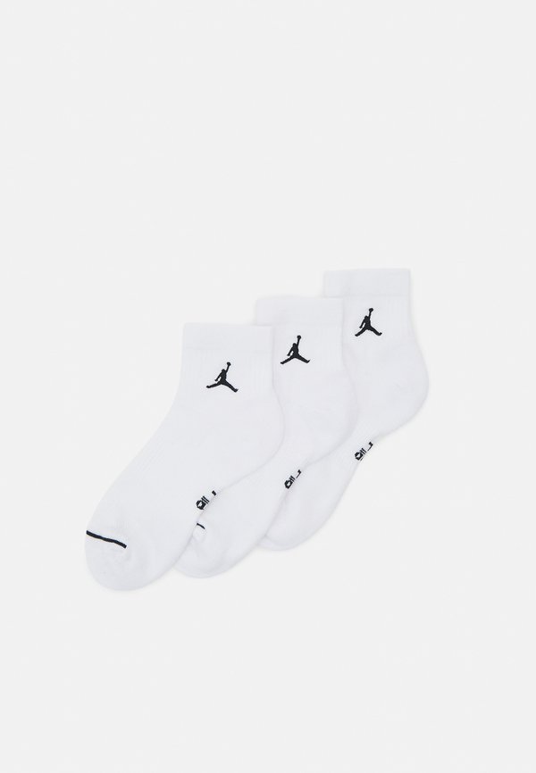 EVERYDAY ANKLE 3 PACK - Sports socks