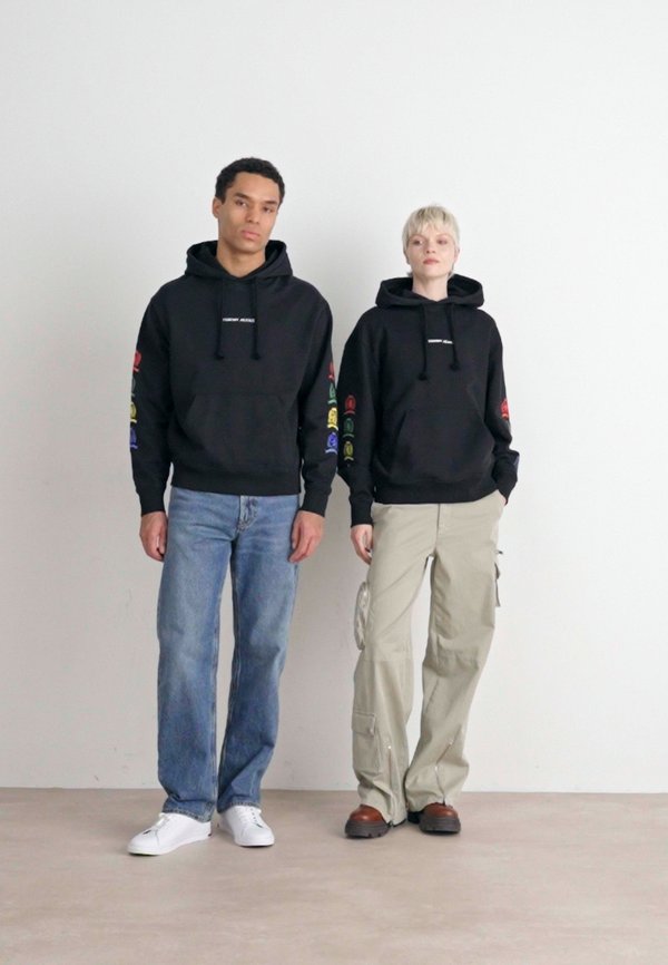 VARSITY CREST HOOD UNISEX - Hoodie3