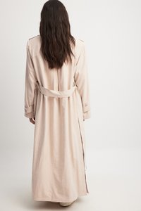 NA-KD LONG SHOULDER PAD - Kišni ogrtač - beige