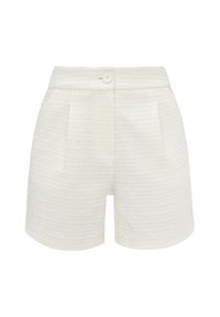 Valkoiset shortsit, jotka on valmistettu tekstuurista kankaasta, jossa on hienovarainen raidoitus. Omistaa sivutaskut ja edessä napin sulkemisen.