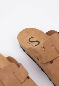 SENSES & SHOES LIFE - Clogs - camel