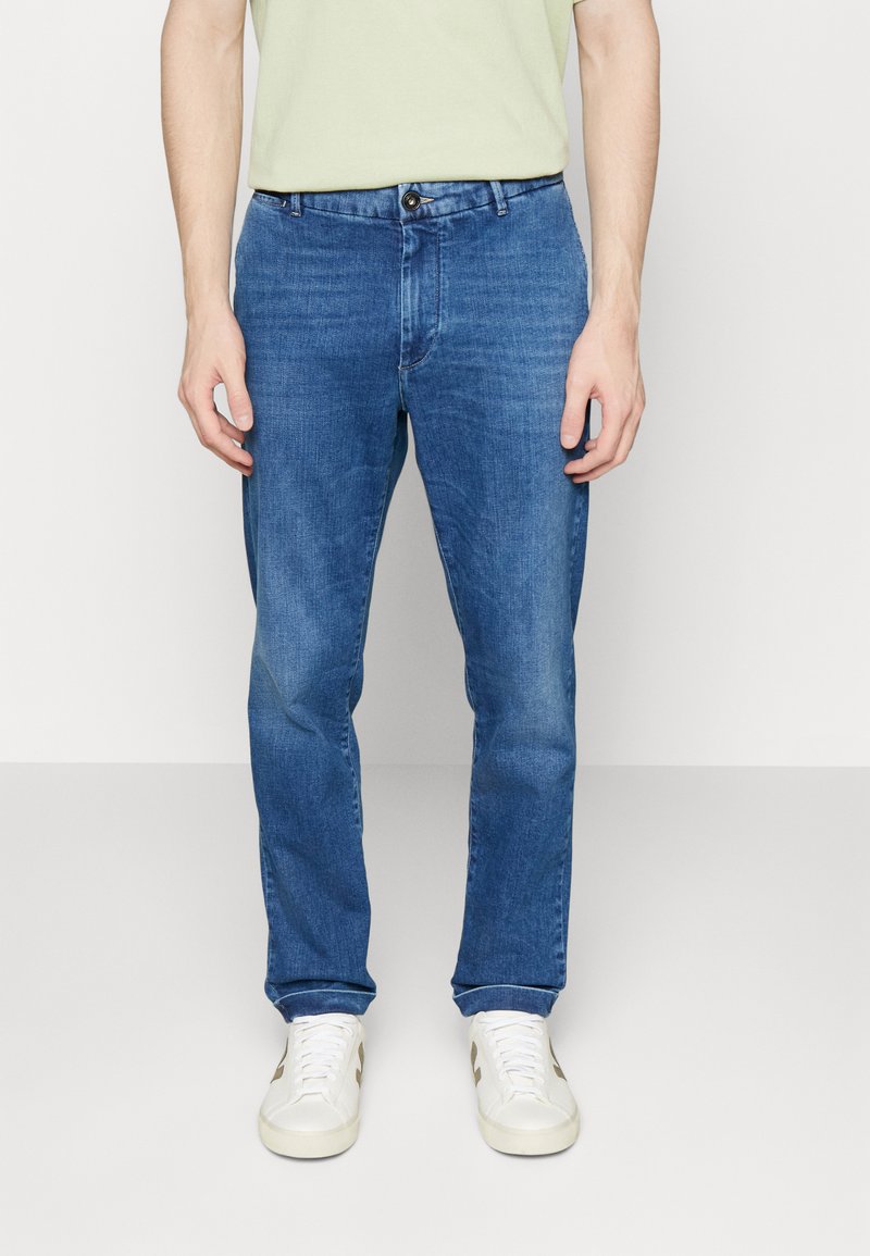 3115088 Blue Brad Jeans