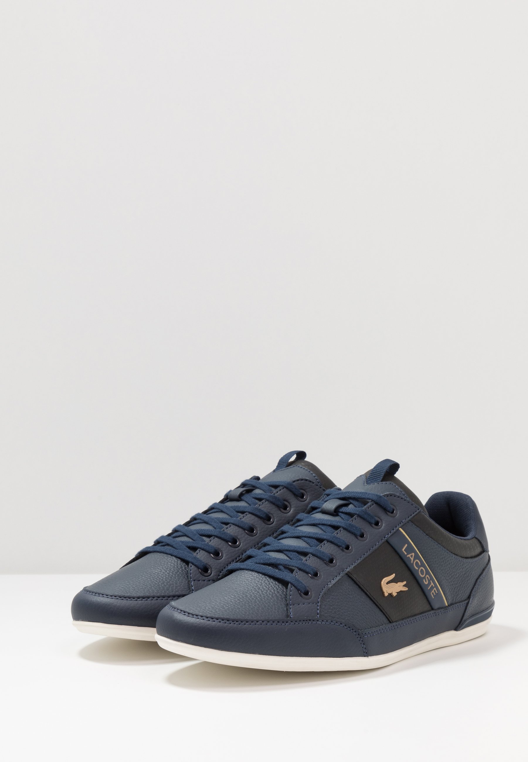 lacoste chaymon trainers blue