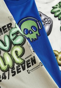 Next SHORT SLEEVE GRAPHIC 3 PACK STANDARD - Printtipaita - blue ecru cream