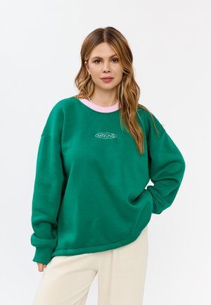 Sweater - green