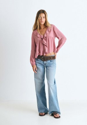 Brownie, BLUSA VOLANTES MANGA BORDADA - Blouse - rosa