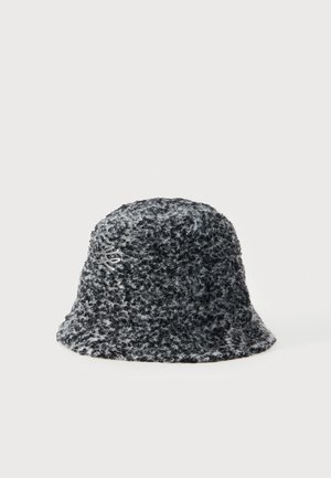 KARL LAGERFELD, K/AUTOGRAPH BOUCLE BUCKET - Bonnet - black