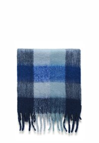 Blåt uldblandet tørklæde med ternet mønster i forskellige nuancer af blå og marineblå. Frynsekantene tilføjer detaljer til designet.