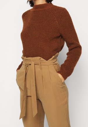 Striktrøje - mottled brown