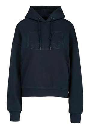 Ciemnoniebieska bluza z kapturem, długimi rękawami i sznurkami, z tłoczonym logo "19 V 69 Italia" na piersi.