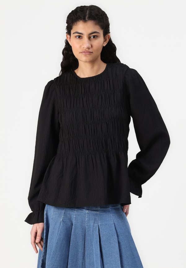 PCFRANNA O NECK - Blouse3