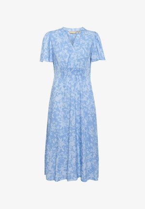 Robe à imprimé floral, longueur genou, en tissu bleu clair. Dotée de manches courtes, d'un décolleté en V et d'une taille smockée pour plus de texture.