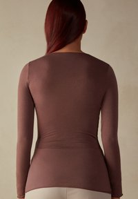 Intimissimi U-BOOT-AUSSCHNITT - Tílko - nutmeg brown