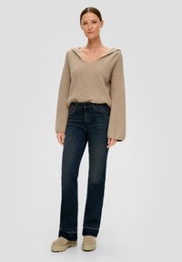 s.Oliver REGULAR FIT - Flared-farkut - blau