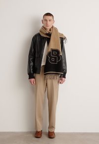 BOSS RIKARD UNISEX - Sjal / Tørklæder - medium beige