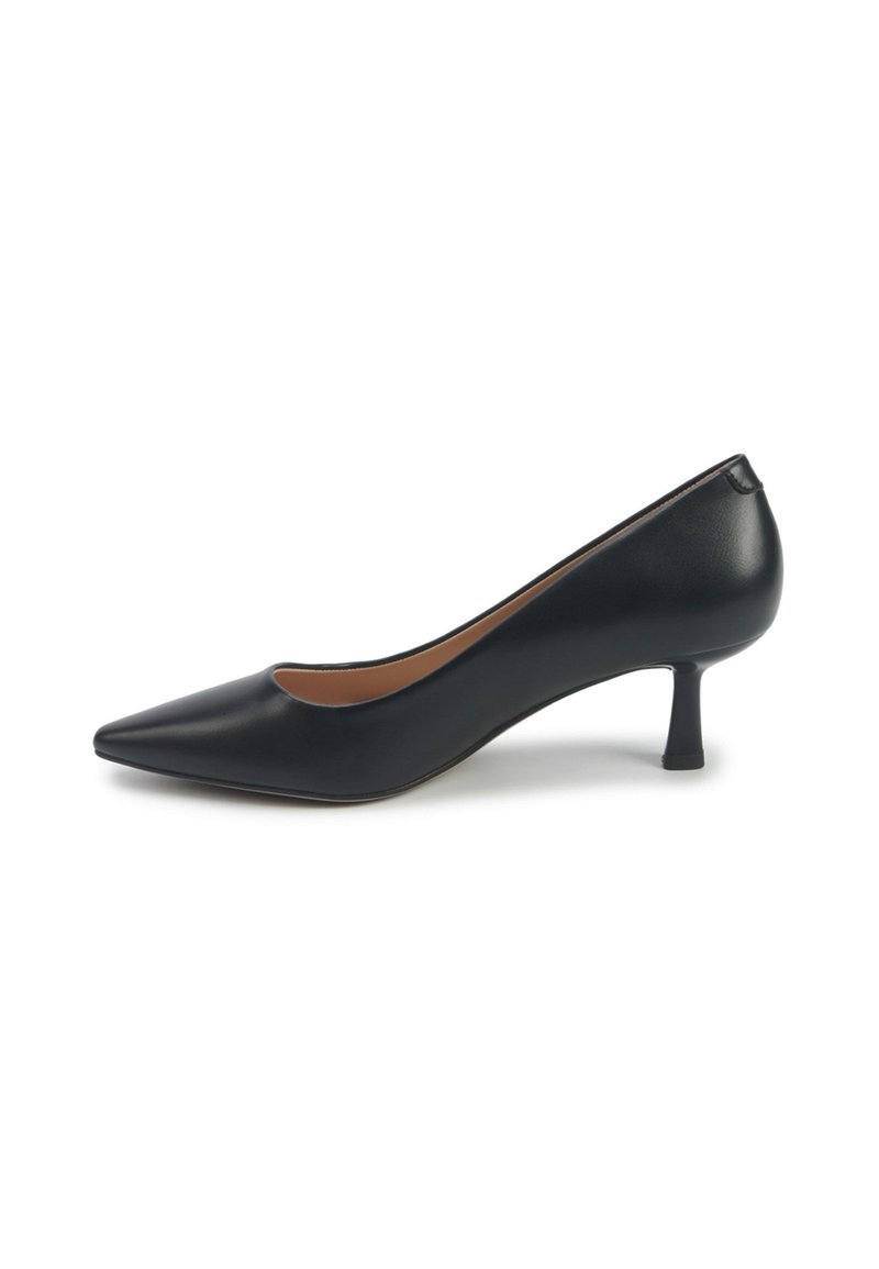Escarpins Nine West Lovelost - Plateforme En Daim Rouge, Pointure 6.5 US, Occasion En Très Bon état