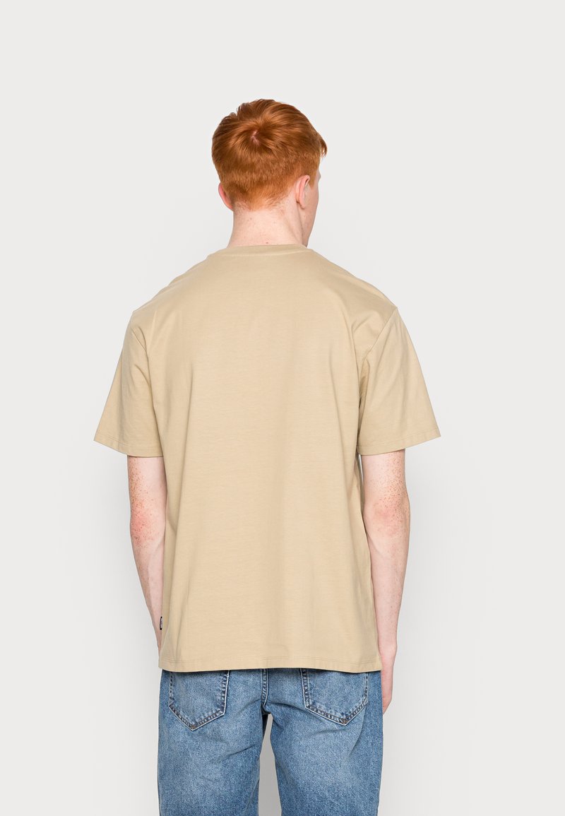Herren T-Shirts basic | Only & Sons ONSFRED T-Shirt basic twill/sand - IT83998 Herren T-Shirts basic | Only & Sons ONSFRED T-Shirt basic twill/sand - IT83998