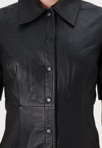 YAS YASSYMNA DRESS - Marškininė suknelė - black