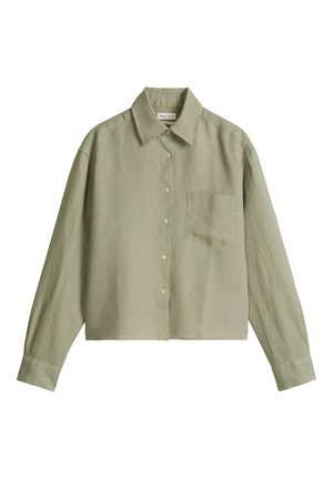 Hellolivgrünes, langärmeliges Hemd mit Knopfleiste, spitzem Kragen und einer Brusttasche aus strukturiertem Stoff.