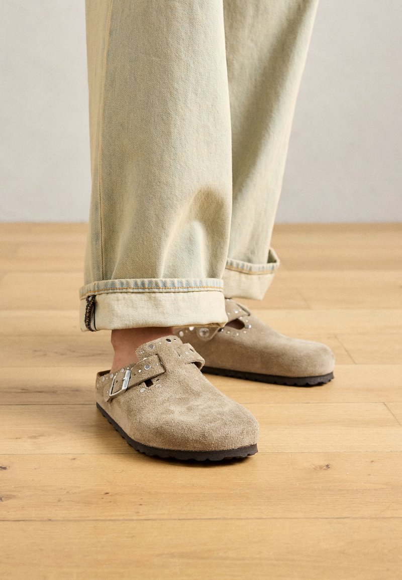 Birkenstock BOSTON RIVET LEVE TAUPEN - REGULAR - Mules  display picture 3