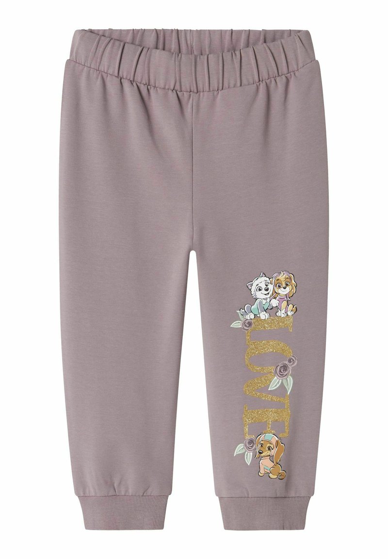 Pelēki kokvilnas joggeri ar elastīgu jostasvietu, ar spīdīgu "MĪLESTĪBA" tekstu un karikatūru suņu ilustrācijām uz kreisās kājas.