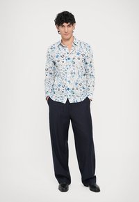 Paul Smith MENS SHIRT - Ing - blue