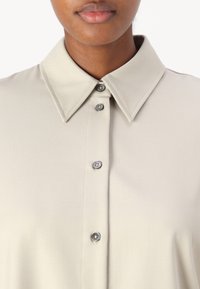 DRYKORN LYSILA - Button-down blouse - brown