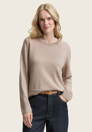 MIT RUNDHALSAUSSCHNITT - Strickpullover - soft taupe melange