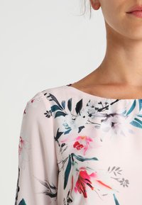 Wallis Petite Blouse - off-white