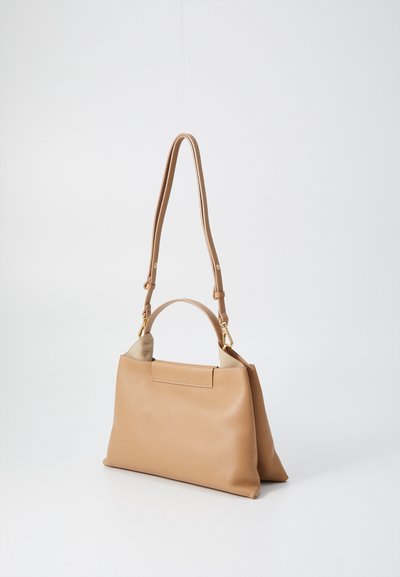 Ree Projects ELIEZE - Bolso de mano - clay
