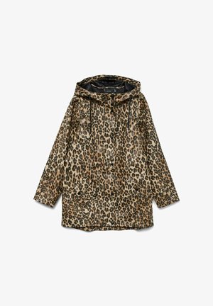 Regenmantel mit Leopardenmuster und Kapuze, ausgestattet mit einem Druckknopfverschluss, zwei seitlichen Taschen und einer lockeren Passform. Hergestellt aus leichtem, wasserabweisendem Material.
