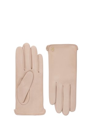 Paar beige Lederhandschuhe, eines zeigt die Handfläche und das andere die Rückseite mit einem kleinen goldenen Emblem nahe dem Handgelenk.
