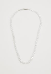 Pärl halsband med oregelbundet formade pärlor i vitt och ljusgrått. Har en silverfärgad lås med varumärkesdetalj.