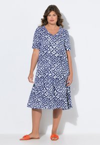 LAURASØN 1/2 ARM V-AUSSCHNITT - Žerzejové šaty - violet blue