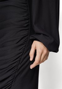 Gestuz RIFA DRESS - Φόρεμα από ζέρσεϊ - black