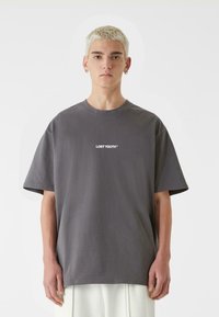 Lost Youth CHAOS - T-shirts print - magnet