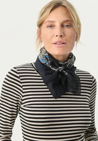 Part Two LOUI - Ruta - dark navy paisley print