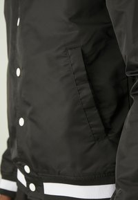 New Era NBA LOS ANGELES LAKERS LOGO SELECT JACKET - Vereinsmannschaften - black